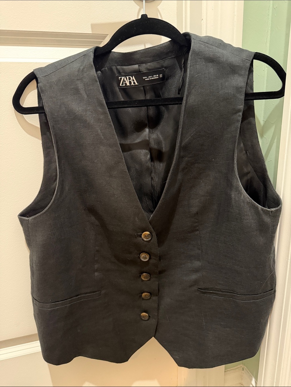 Zara Black Tailored Button-Front Vest